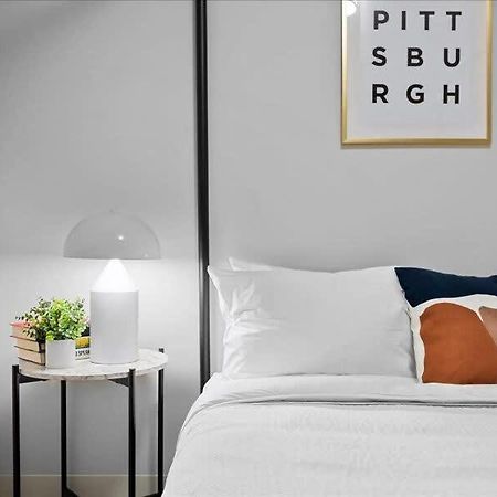Cozysuites Historic 1Br, Downtown Питсбърг Екстериор снимка